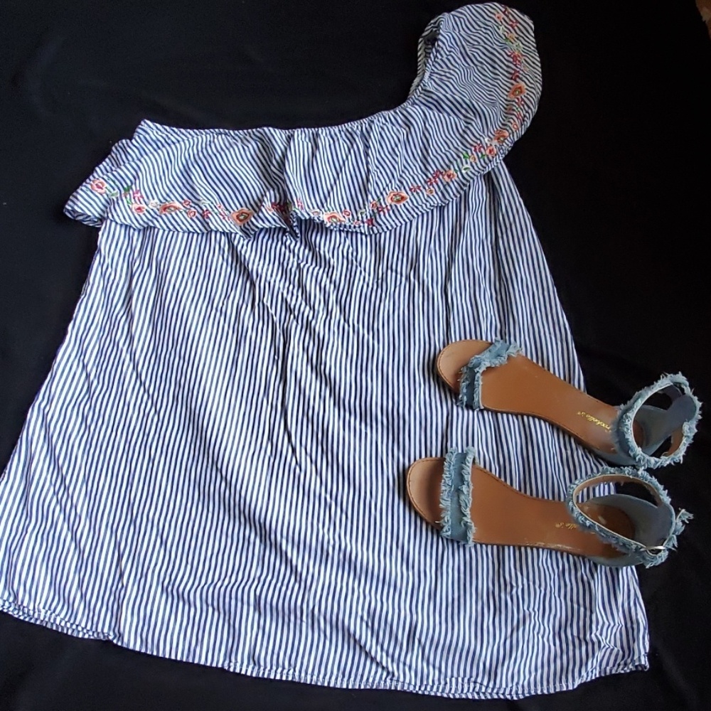 Rue 21 One shoulder dress